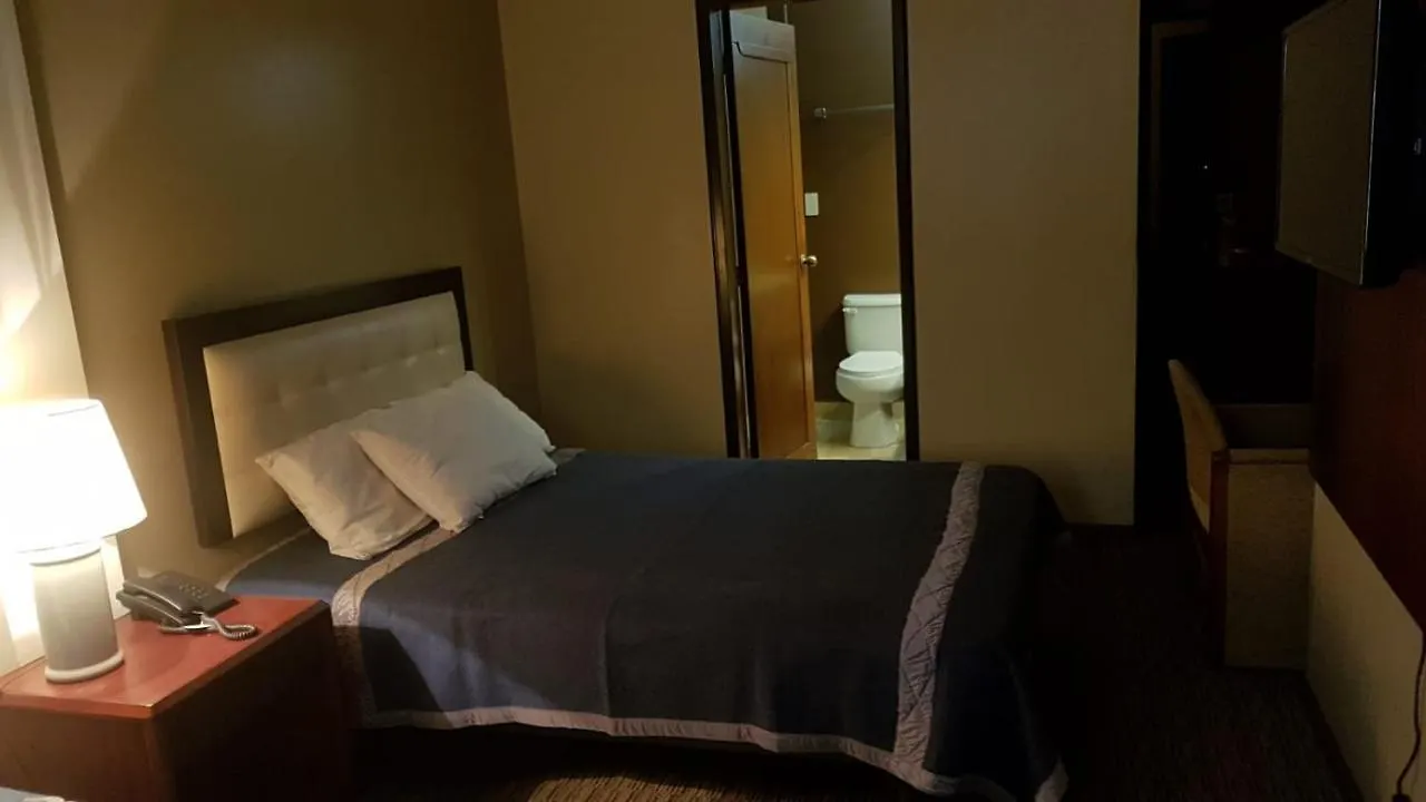 Akros Rooms Quito 0*,